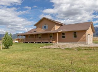 5352 County Road 114, Etna, WY 83118
