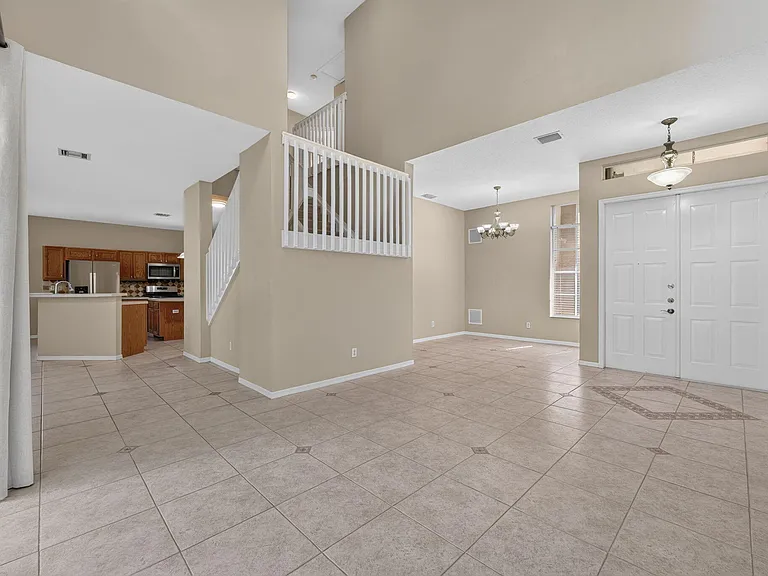 6775 SW 195th Ave — Photo 8