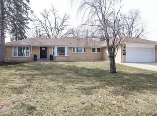 218 Tioga Ave, Bensenville, IL 60106