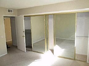 4th image of 5400 Lindley Ave Unit 210