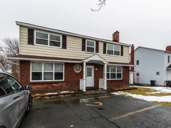 285 Elizabeth Avenue, St. John's, NL A1B1T8