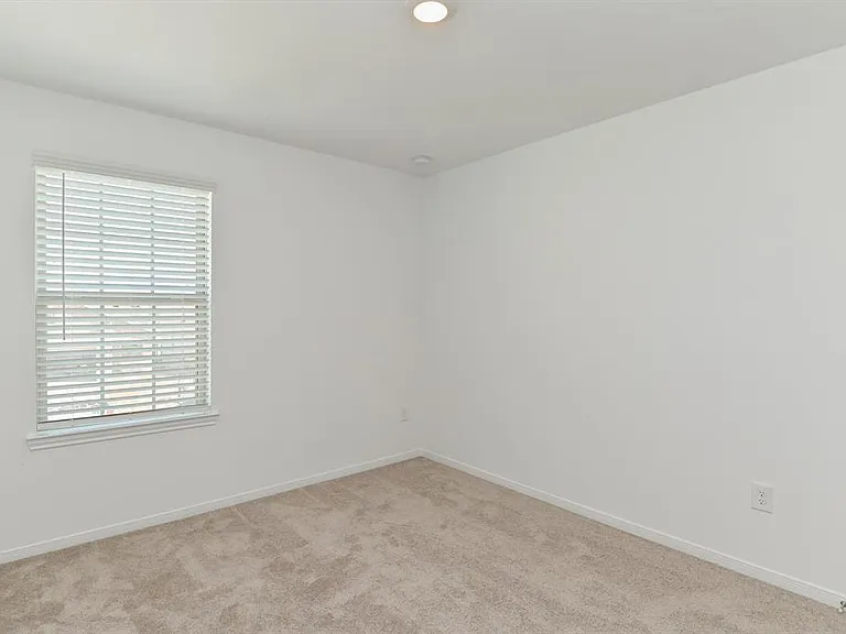 1005 Greenshank Dr — Photo 21