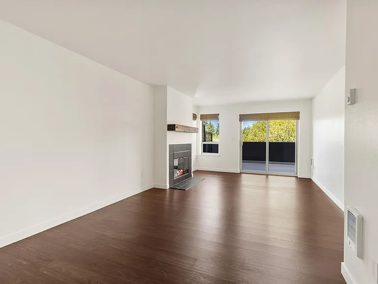 The Morgan $1000 Off First Month! — Photo 28