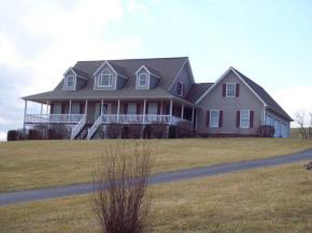 1st image of 135 Granville Meadow Dr