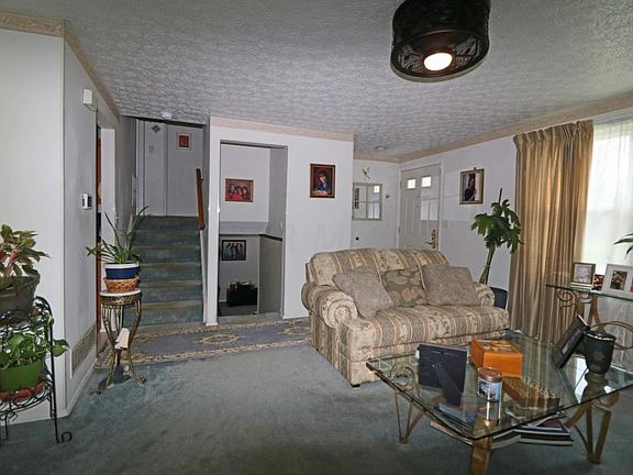 4th image of 4108 Jonquil St