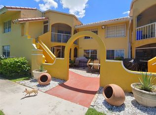 15615 SW 74th Circle Dr APT 10-2, Miami, FL 33193