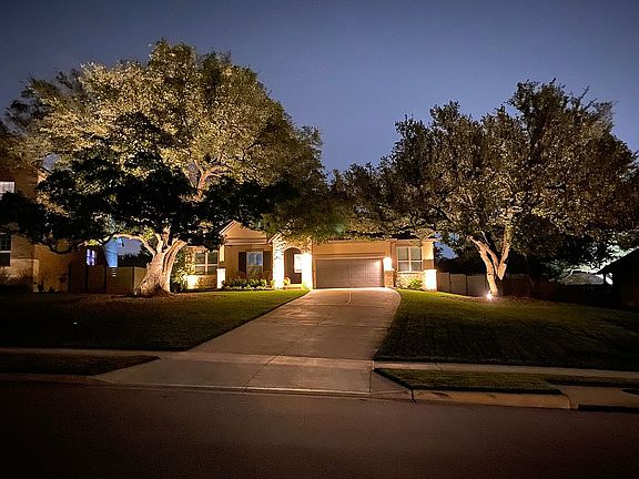 Street view, night time