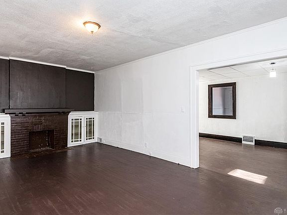 5th image of 48 E Maplewood Ave