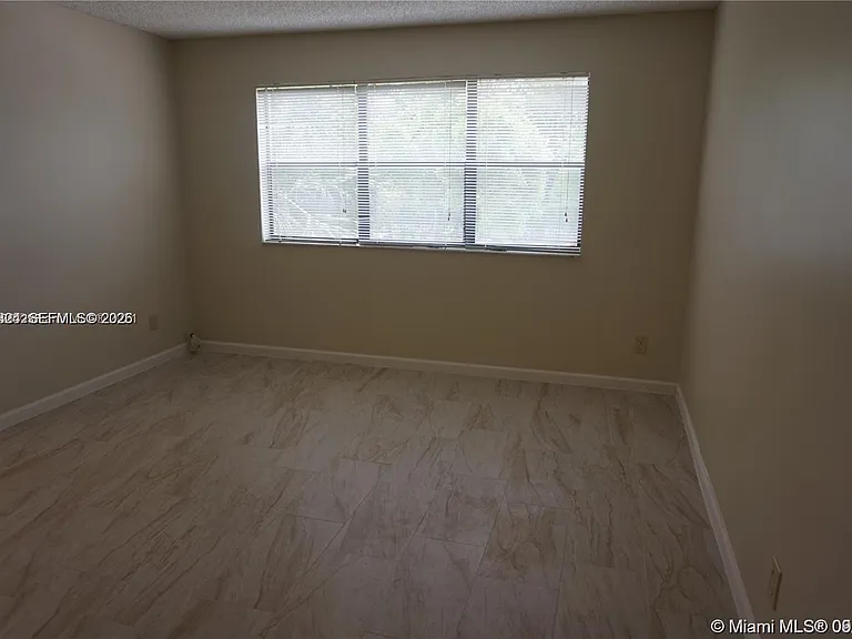 630 S Park Rd #27-3 — Photo 6