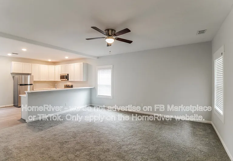 3618 Griffin Dr — Photo 2