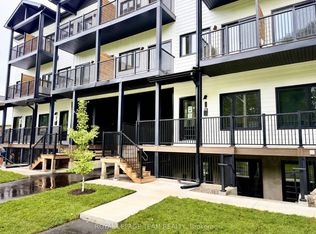 247B Bradford St, Ottawa, ON K2B 5Z5