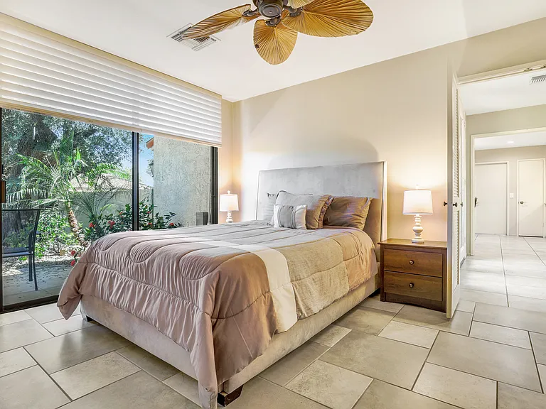 31 Stanford Dr — Photo 23
