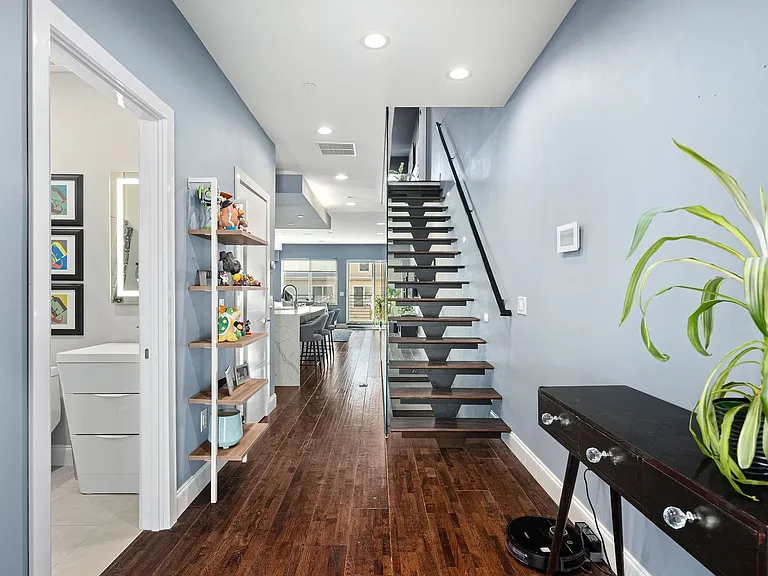 1516 Cambridge St #2 — Photo 12