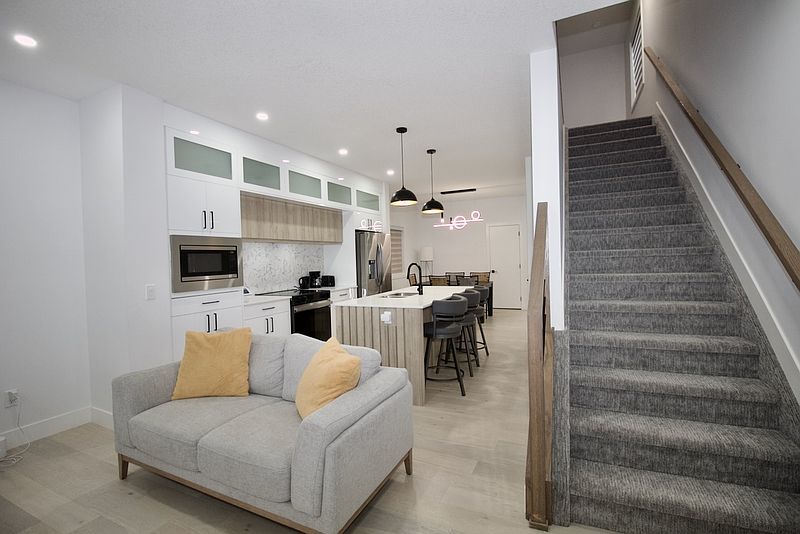 Edmonton House for rent - 4 Bedrooms — photo 4