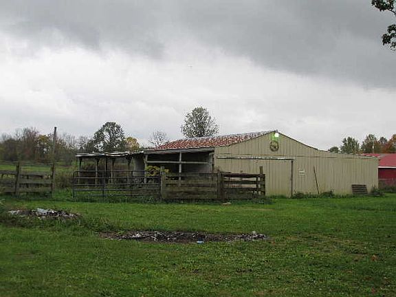 2nd image of 5410 Township Road 185