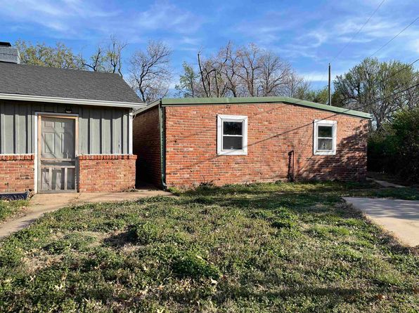 401 S Howe St, Wichita, KS 67209