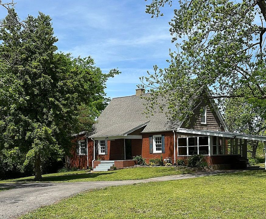 1st image of 576 Pleasant View Rd