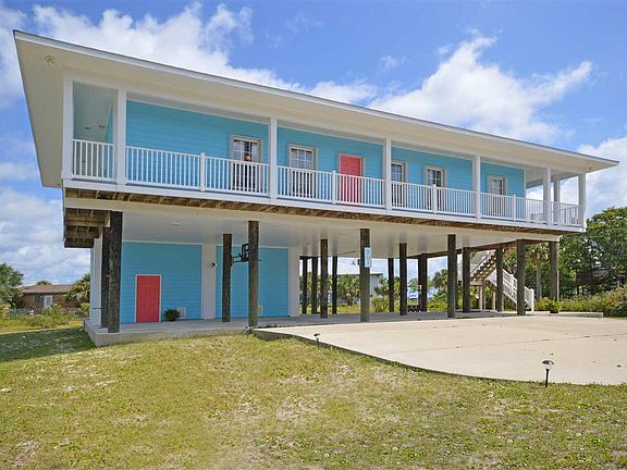 2nd image of 901 Corto Dr