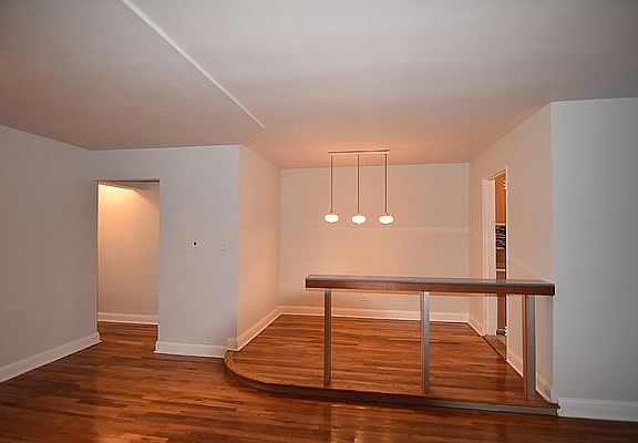 3rd image of 2900 Ocean Ave APT 1H