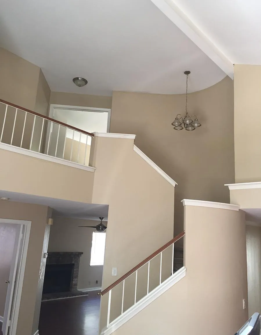 8218 Prior Way — Photo 1