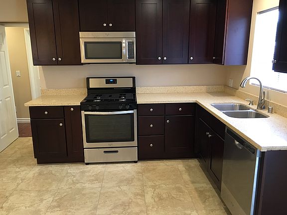 3rd image of 6004 Fulcher Ave