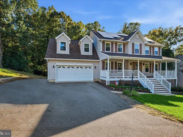 11215 Dancer Ct, Lusby, MD 20657