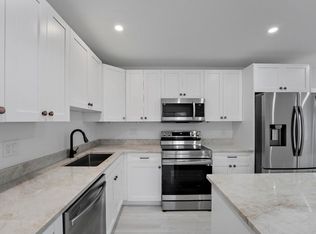 1279 Beach Rd APT 3, West Palm Beach, FL 33404