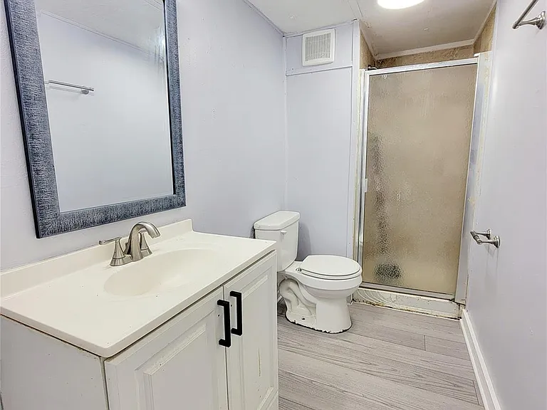 312 Paddock St #3 — Photo 9