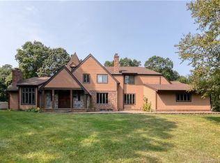 61 Pepperbox Rd, Waterford, CT 06385