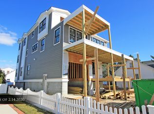 141 30th St, Avalon, NJ 08202