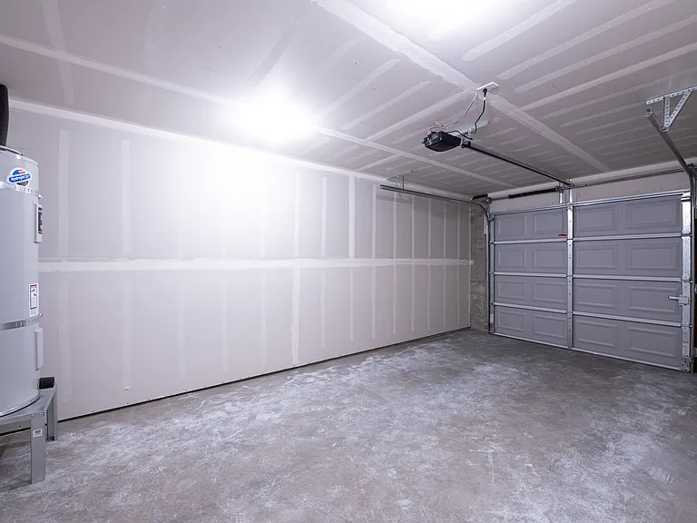 Townhomes/Apartments - 259 Se Ely St — Photo 31