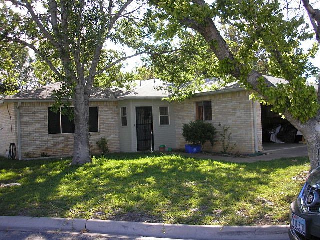 1st image of 804 Laura Belle Dr