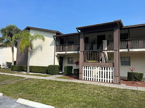 5521 Bay Blvd #202 Photo 1