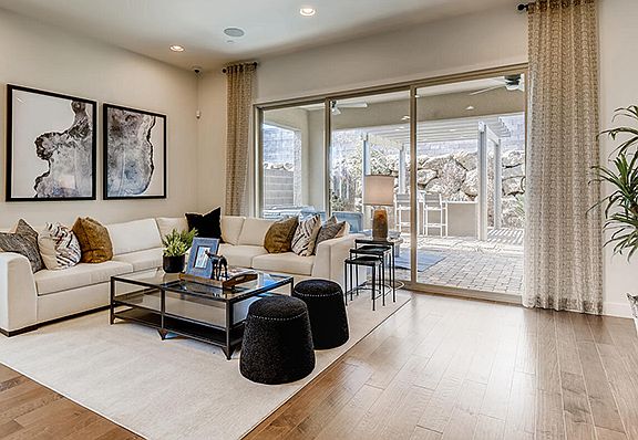 Woodside Homes - Vista Plan 2