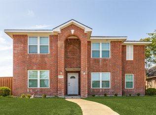 2071 Silverado Dr, Mesquite, TX 75181