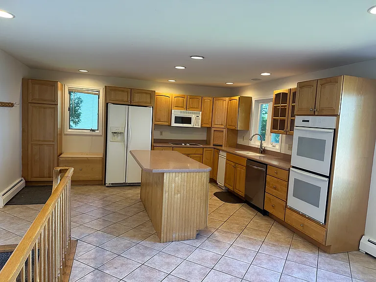 304 Thayer Bay Rd — Photo 6