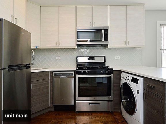 5th image of 5956 N Winthrop Ave APT 3W