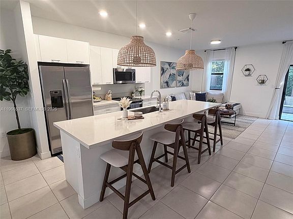 2nd image of 10407 NW 82nd St #5