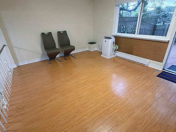 4th image of 57 Godstone Rd #114