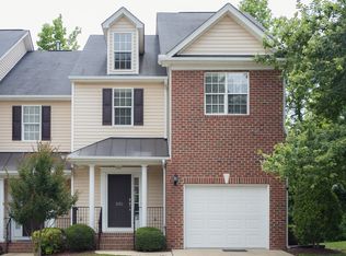 832 Saratoga Dr, Durham, NC 27704