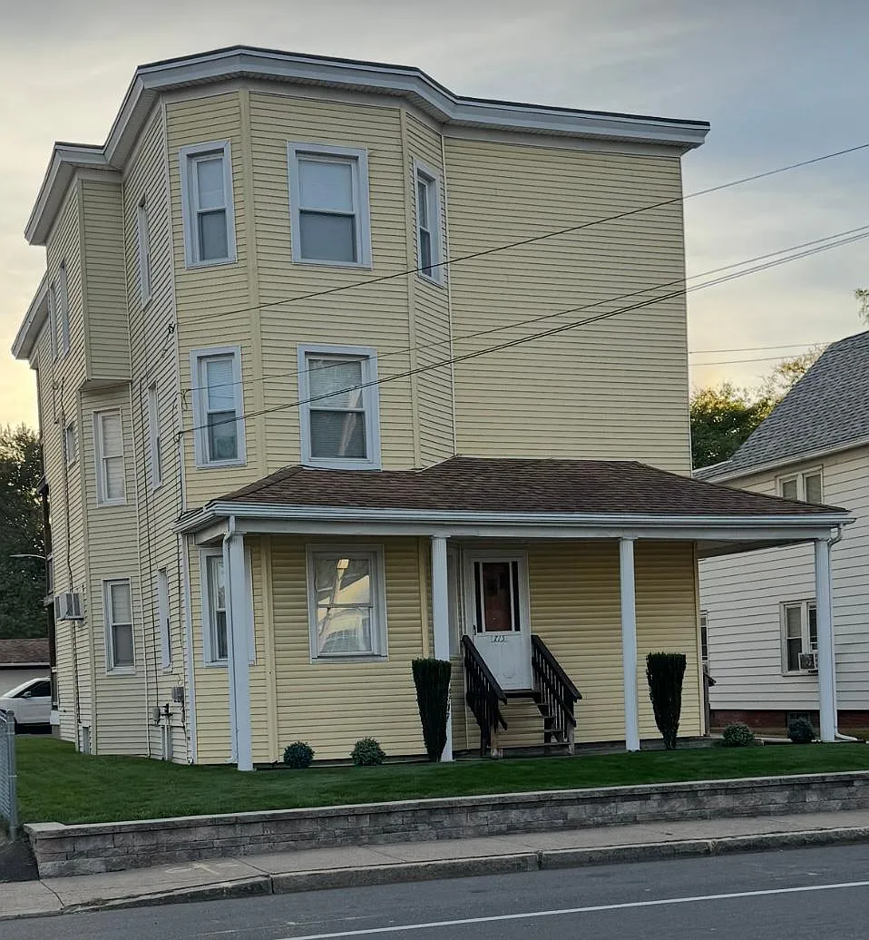 2 bed, 750 sqft, $1,400 — Photo 2