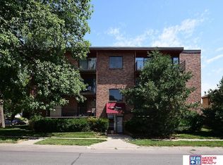 2400 A St APT 15, Lincoln, NE 68502