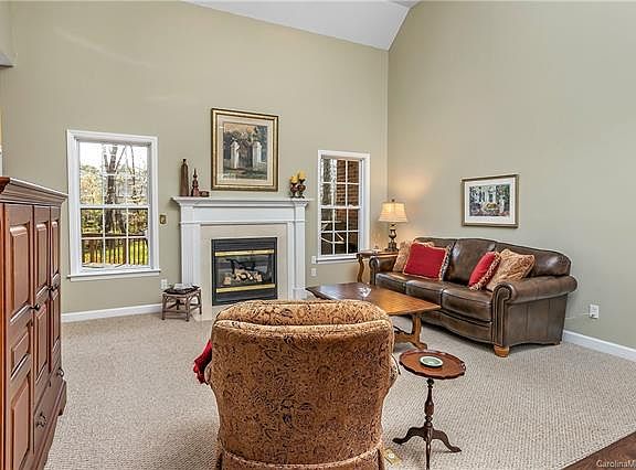 5th image of 1619 Chamberwood Ct