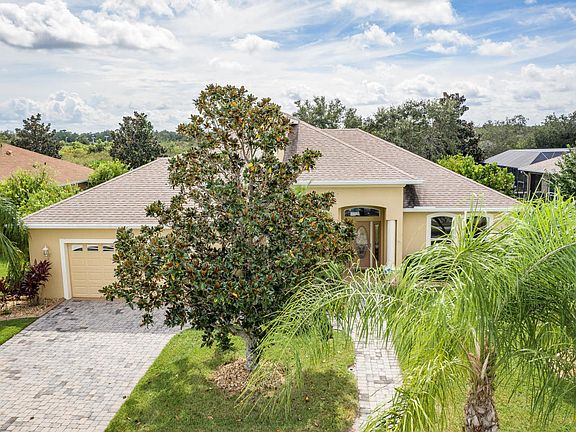 3rd image of 1627 Auburn Lakes Dr
