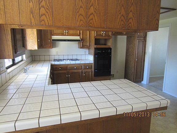 4th image of 614 Daniel Dr