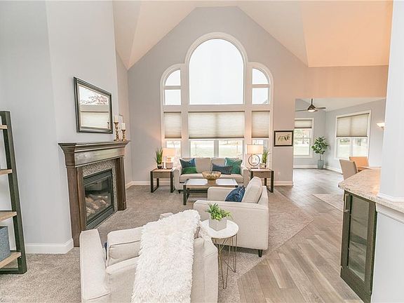 5th image of 658 Heron Bay