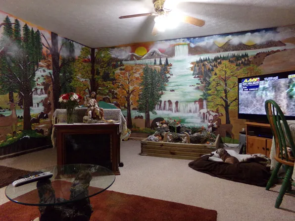 466 Chambers Ln, Trenton, GA 30752