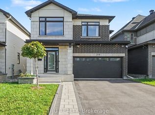 306 Chamomile Way, Ottawa, ON K1T 0X1