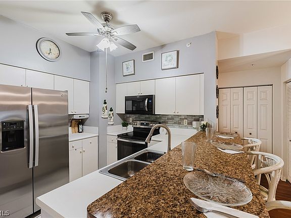 4th image of 950 Hancock Creek South Blvd APT 411
