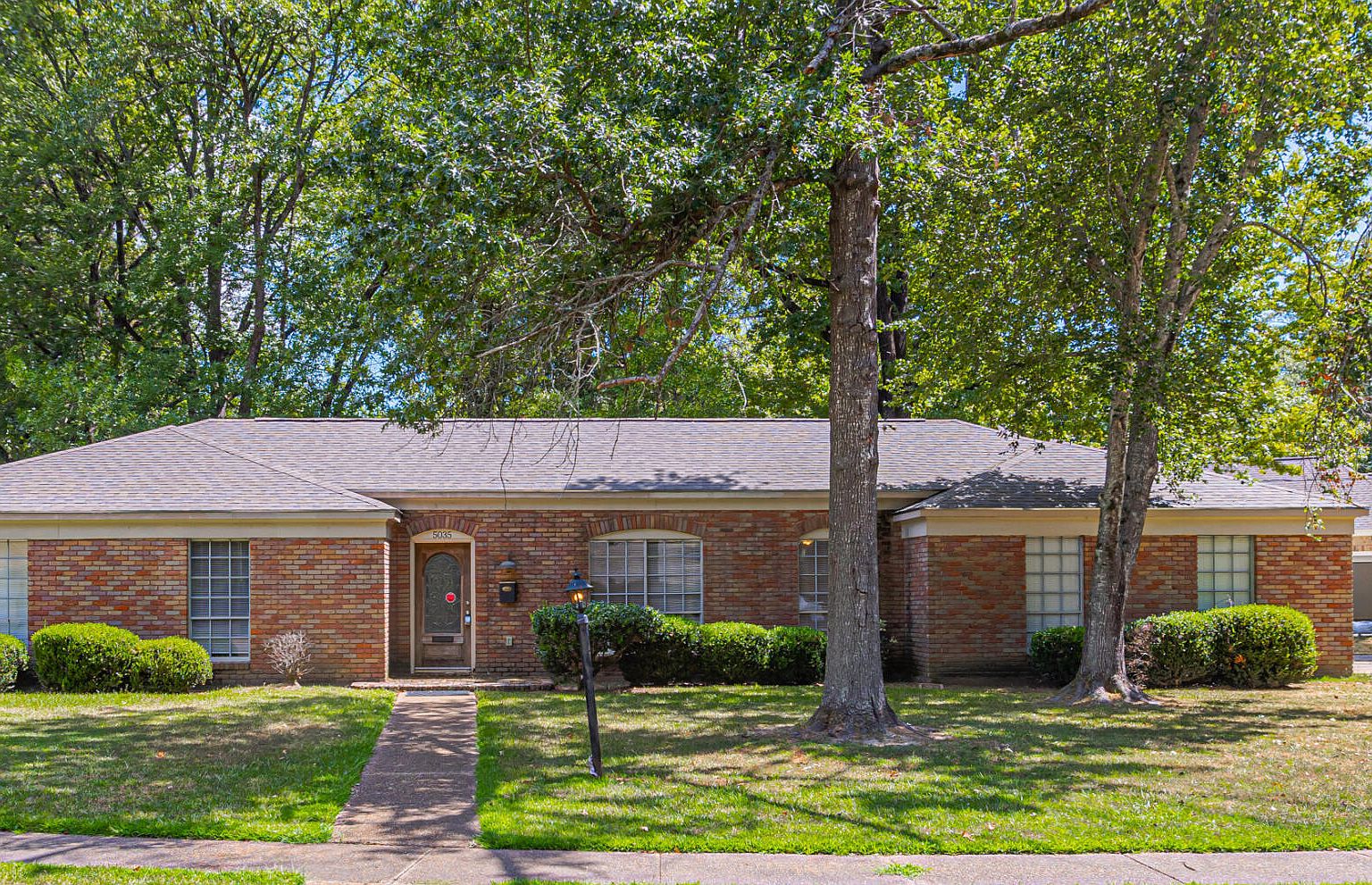 5035 Riverwood Cir, Jackson, MS 39211 Zillow